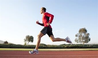 La course à pied est un excellent exercice pour augmenter le potentiel d'un homme. 